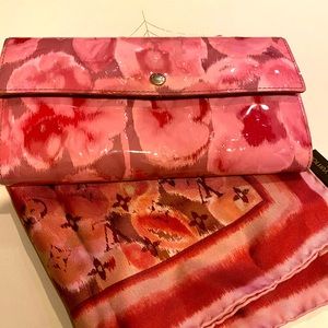Louis Vuitton Long Wallet Pink floral